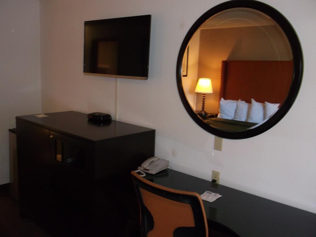 Pepper Tree Inn Beaverton Zewnętrze zdjęcie