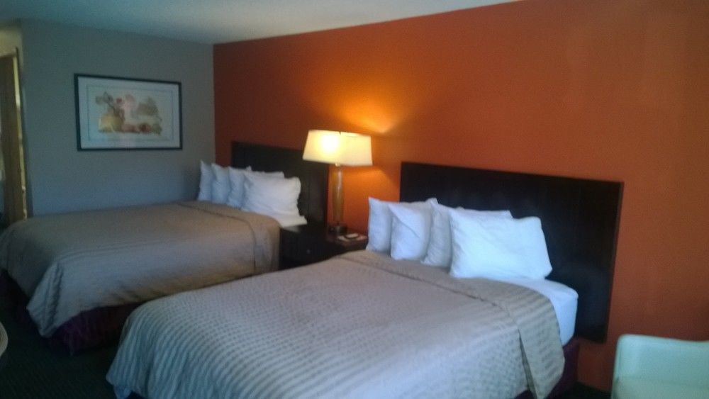 Pepper Tree Inn Beaverton Zewnętrze zdjęcie