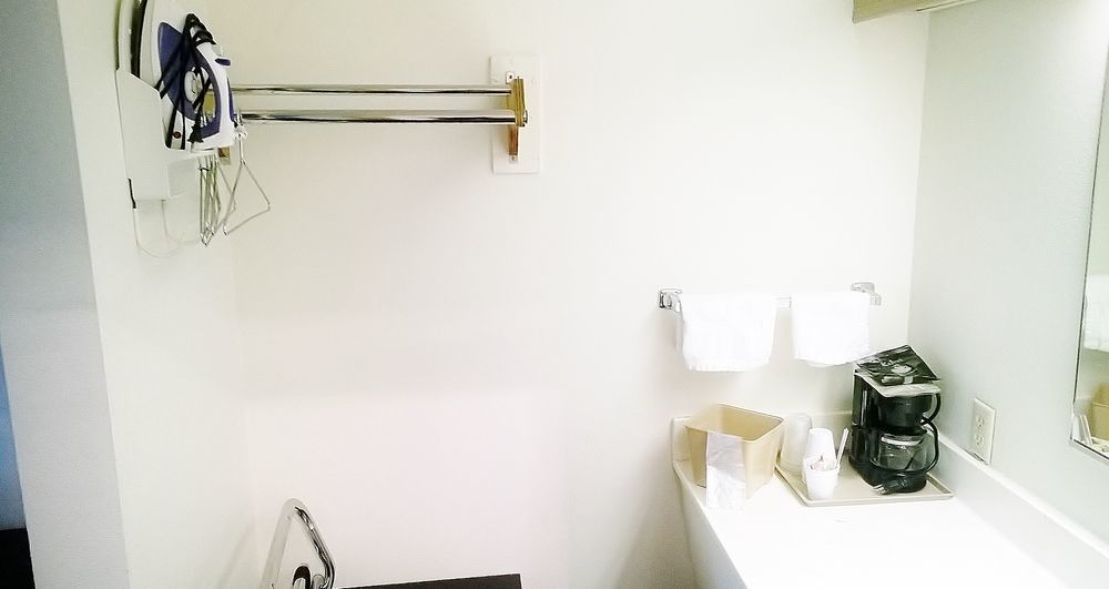 Pepper Tree Inn Beaverton Zewnętrze zdjęcie