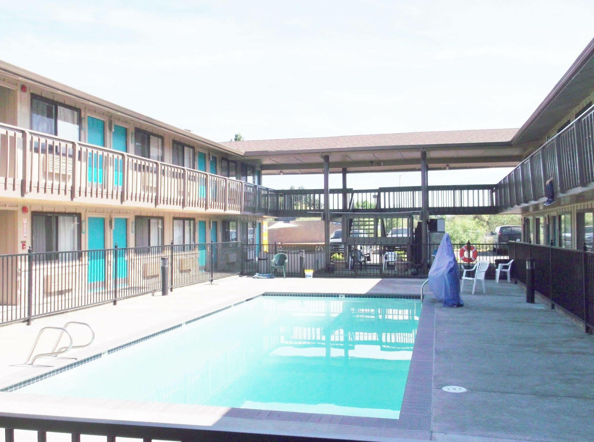 Pepper Tree Inn Beaverton Zewnętrze zdjęcie